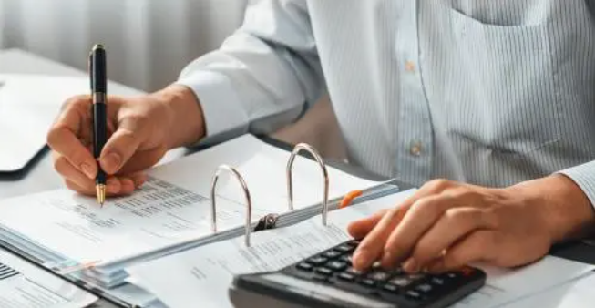 Thoughtful-Insights-Thoughtful-Advisors-11-21-2025_08_57_PM