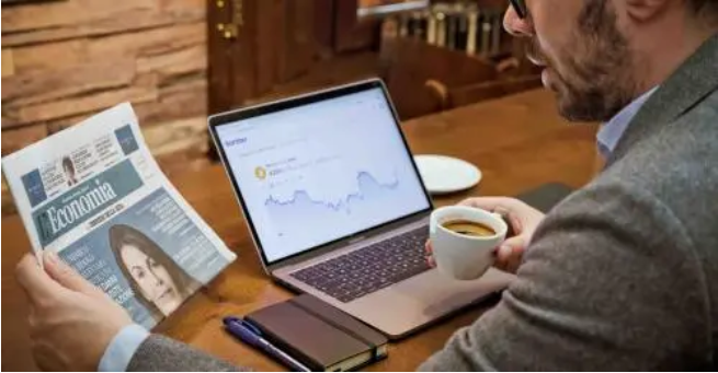 Thoughtful-Insights-Thoughtful-Advisors-12-03-2025_08_58_PM (1)