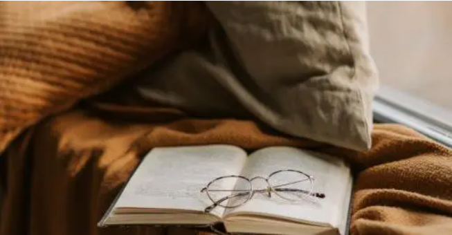 Thoughtful-Insights-Thoughtful-Advisors-12-03-2025_09_34_PM