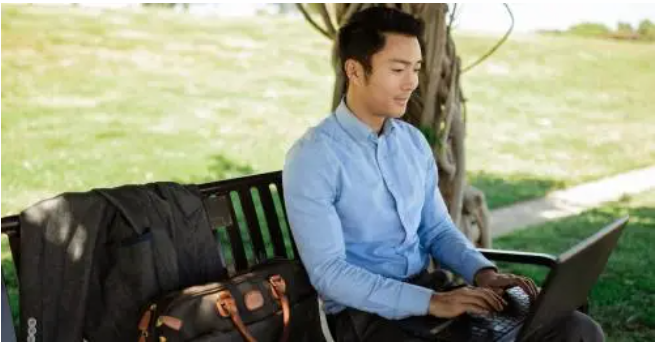 Thoughtful-Insights-Thoughtful-Advisors-12-04-2025_07_46_PM